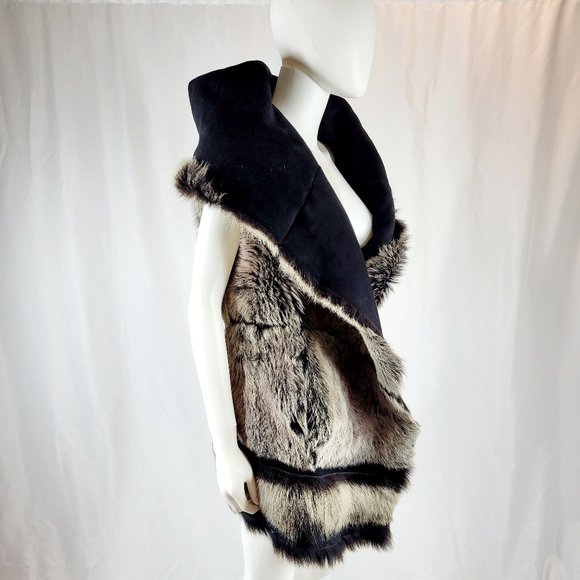 Donna Karan Reversible Lamb Vest - Picture 10 of 14